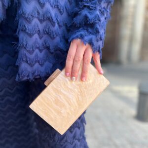 Bolso nácar crema
