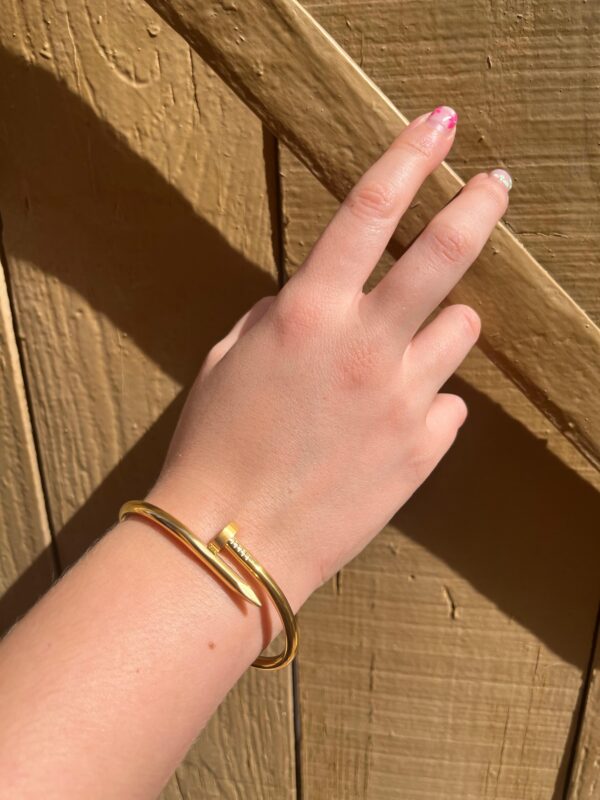 Pulsera clavo dorado - Imagen 2