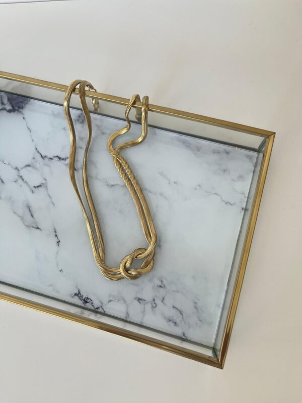 Collar nudo
