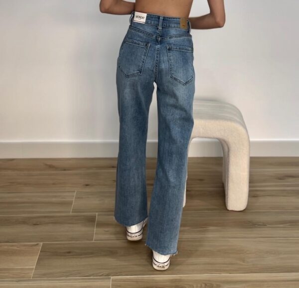 Jean mom