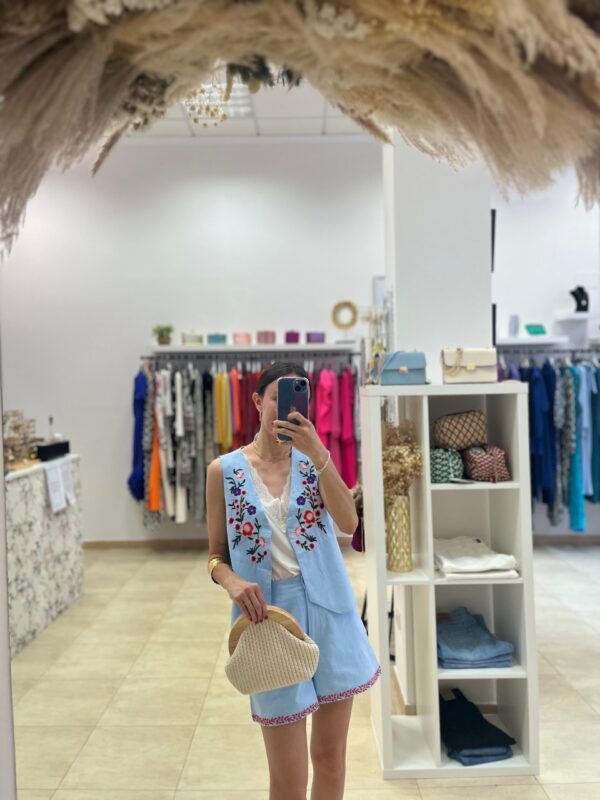 Conjunto bordado - Imagen 3