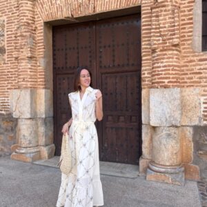 Vestido camisero bordado